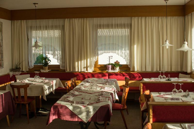 Pension Apartments Klotznerhof Schenna Buitenkant foto